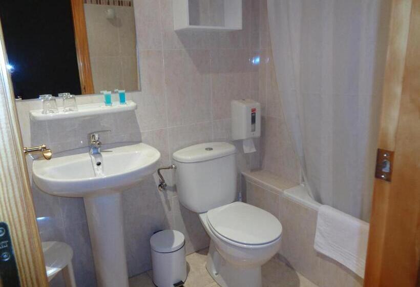 Номер Стандарт, Hostal El Retiro