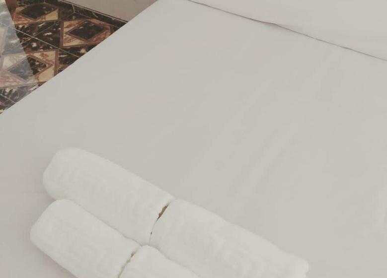 스탠다드 룸, Hostal Jaufil