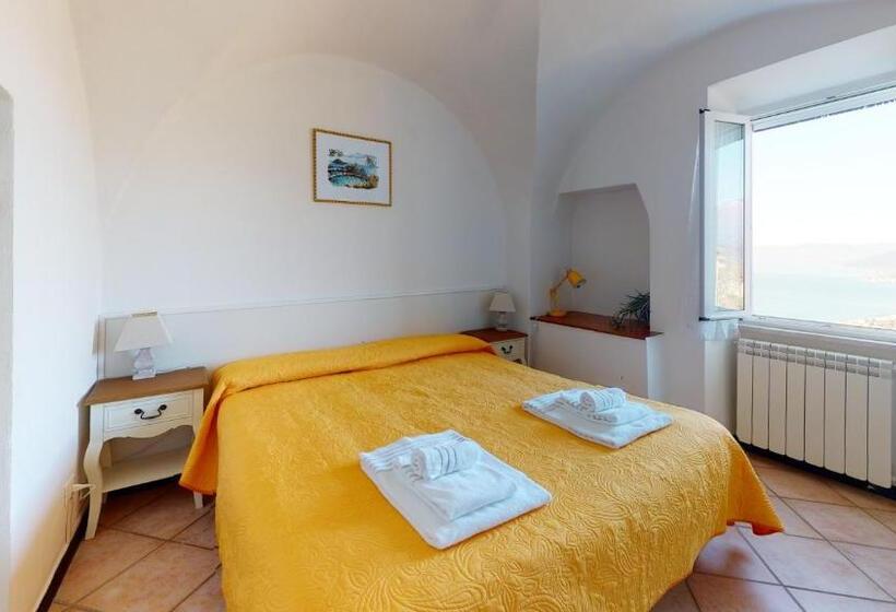 Standard room with outdoor bath, B&b La Canonica – Svegliarsi A Verezzi