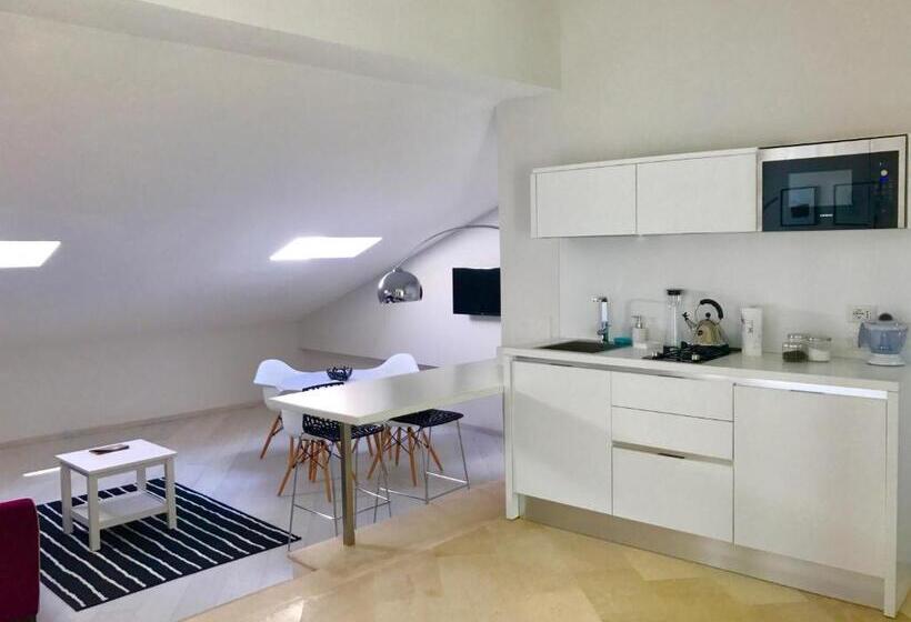 Apartamento Ático 1 Quarto, Re Federico Boutique