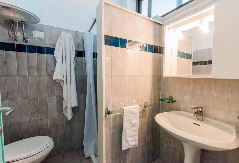 Студио Стандарт Вид на Бассейн, Residence Magnolia