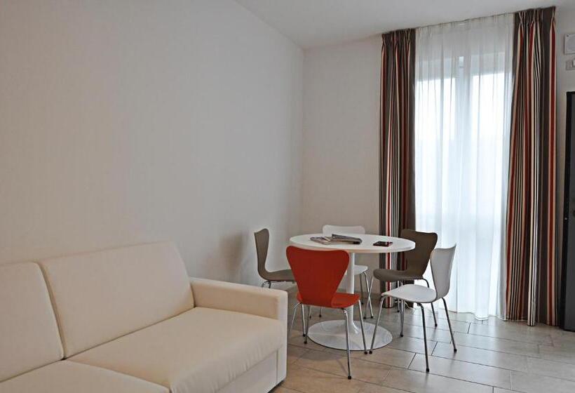带1个卧室的公寓, Bb Hotels Aparthotel Visconti
