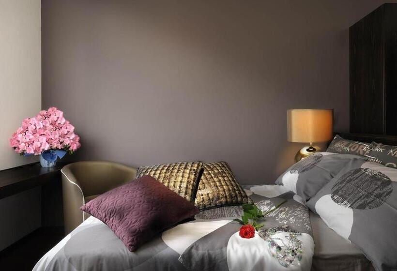 اتاق استاندارد یک نفره, Urban Trend   Guest House