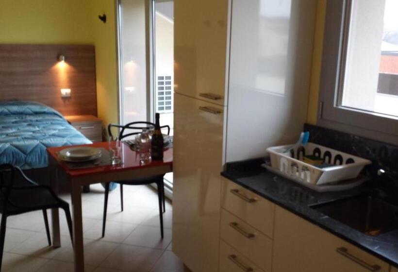 استودیوی استاندارد, Residence Luna Di Monza