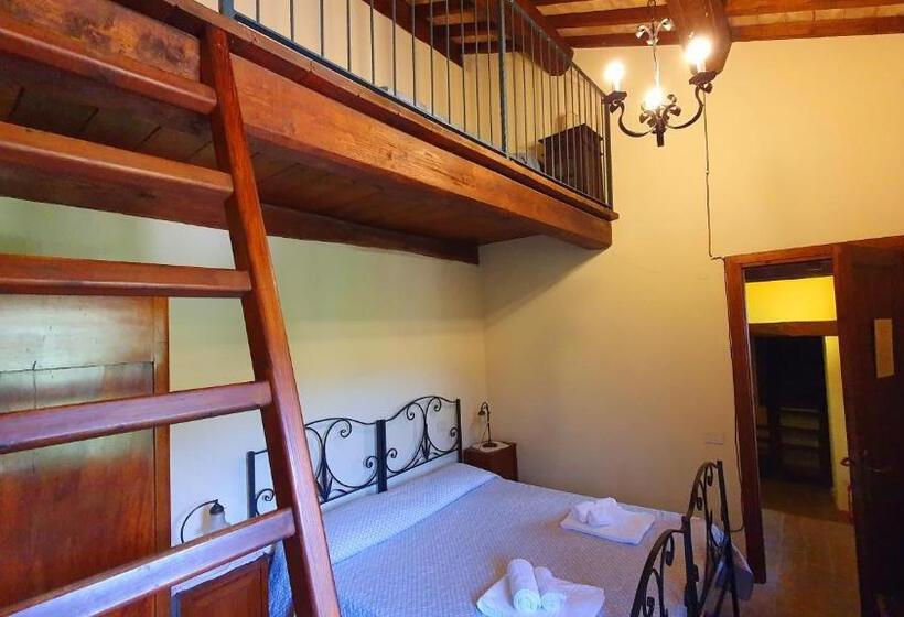 Номер Стандарт Трехместный, Agriturismo Santa Giusta