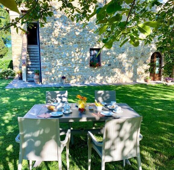 带1个卧室带花园景观的公寓, Agriturismo L'antica Quercia