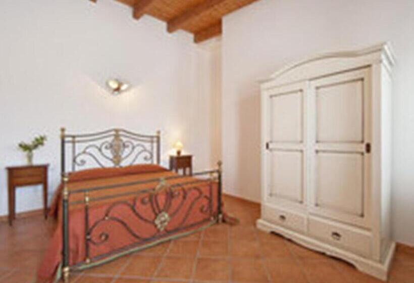Четырехместный Номер Стандарт, Agriturismo Arangea