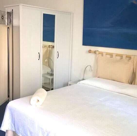 اتاق استاندارد اینتریور, Il Gabbiano Relais In Stromboli