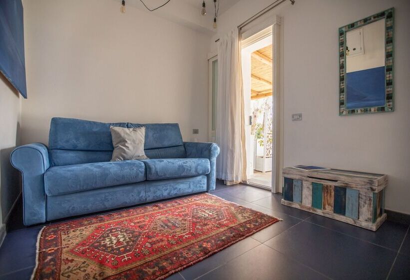 Suite with Terrace, Il Gabbiano Relais In Stromboli