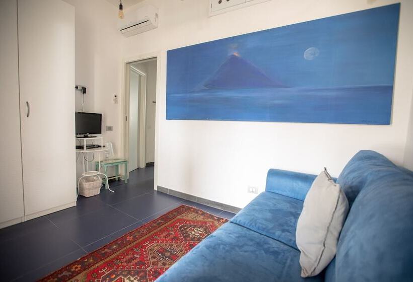 Suite with Terrace, Il Gabbiano Relais In Stromboli