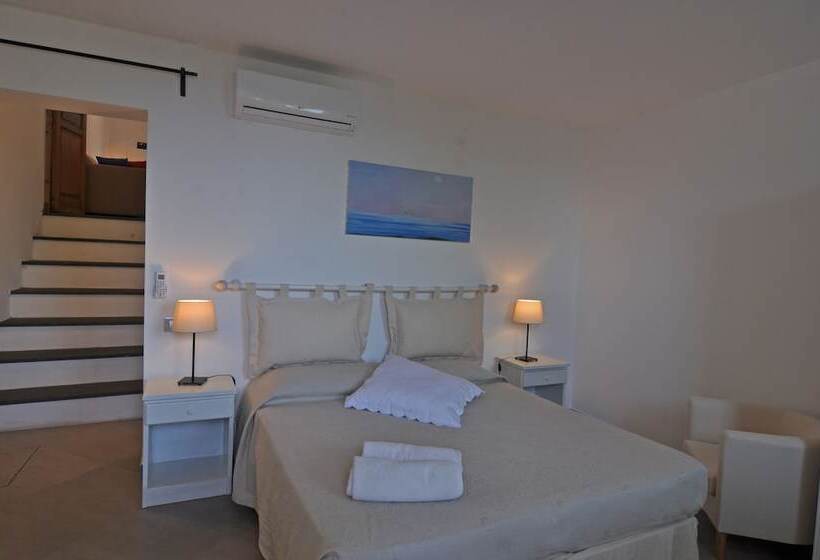 2 Bedroom Deluxe Apartment Sea View, Il Gabbiano Relais In Stromboli
