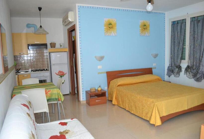 استودیوی لوکس, Residence Blu Marine