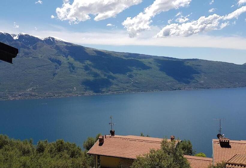 2 Bedrooms Apartment Lake View, Residence Erika