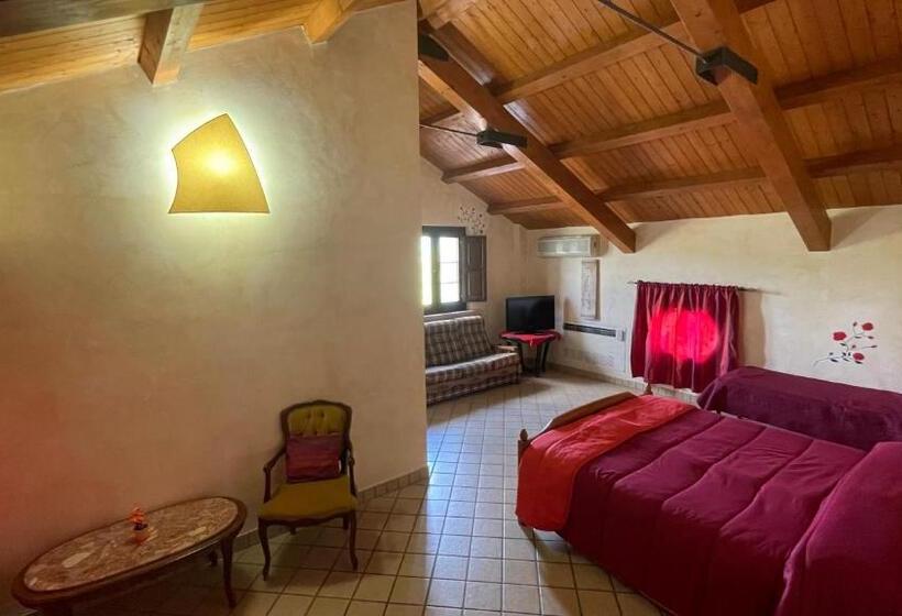 Номер Стандарт Трехместный, Agriturismo Il Pozzo