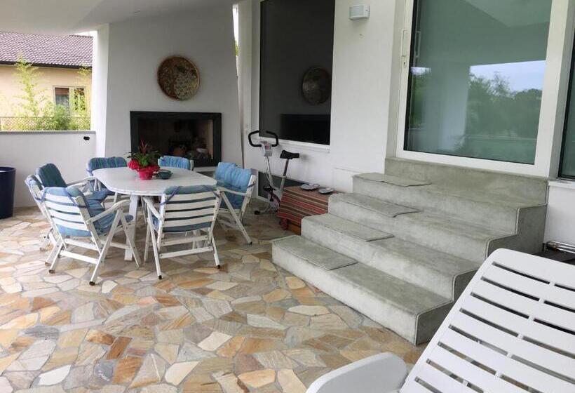 Люкс Кровать Кинг, Agriturismob&b Loggia Degli Artisti