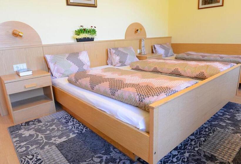 Номер Стандарт Трехместный, Brunnerhof