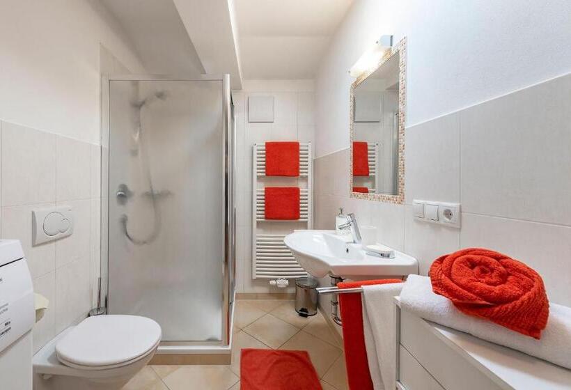 Апартаменты 2 Спальни, Sigmundhof