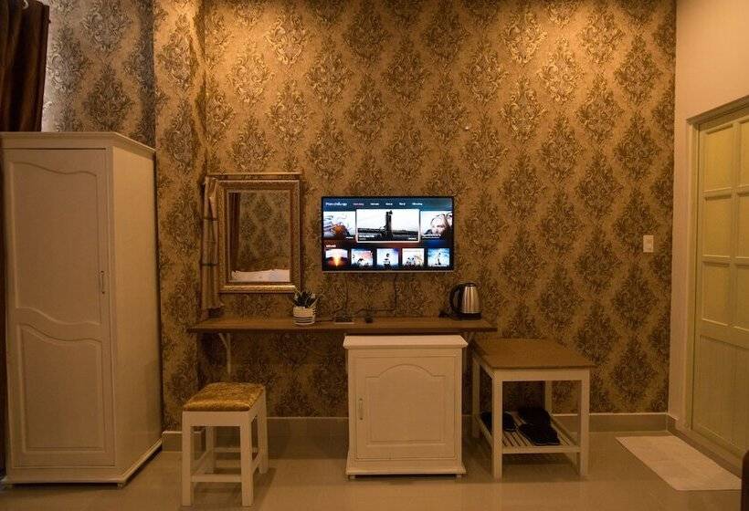 Номер Стандарт, Royal