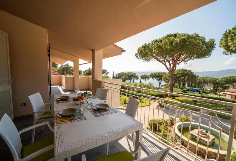 آپارتمان 1 خوابه با تراس, Residence Le Grazie Est