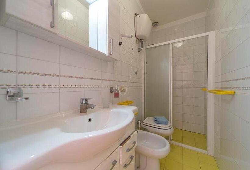 خانه 2 خوابه, Residence Le Grazie Est
