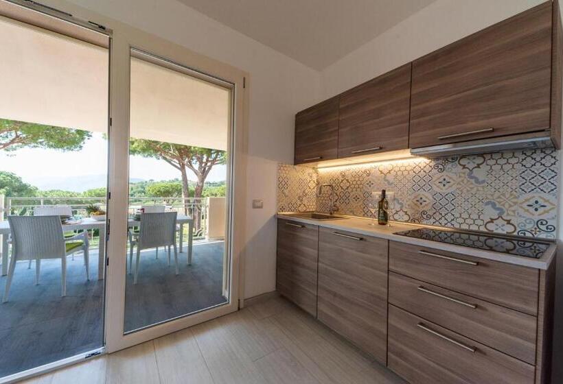 آپارتمان 1 خوابه با تراس, Residence Le Grazie Est