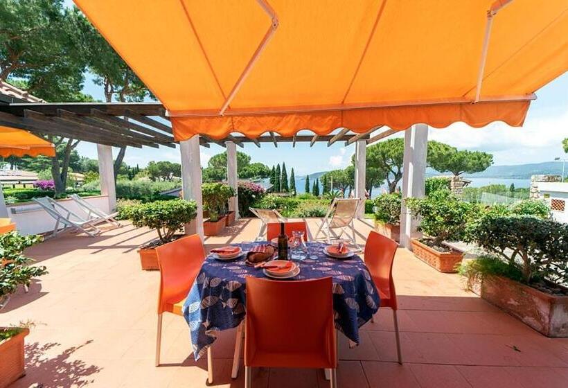 آپارتمان 1 خوابه با تراس, Residence Le Grazie Est