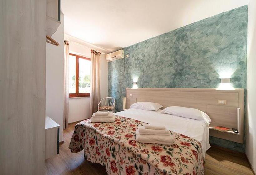 آپارتمان 1 خوابه با تراس, Residence Le Grazie Est
