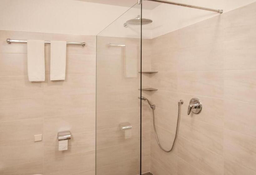 Апартаменты 3 Спальни, Appartement  Und Wellnesshotel Winkler