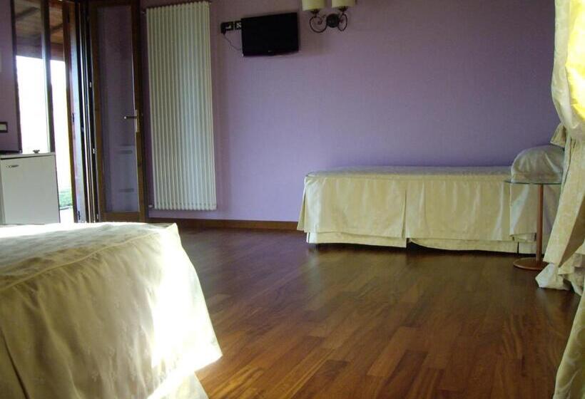 اتاق استاندارد سه نفره, Agriturismo Il Borgo Degli Ulivi
