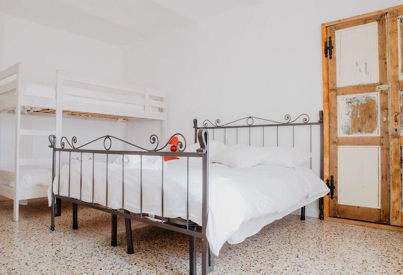 四人标准间, Agriturismo Le Piagge