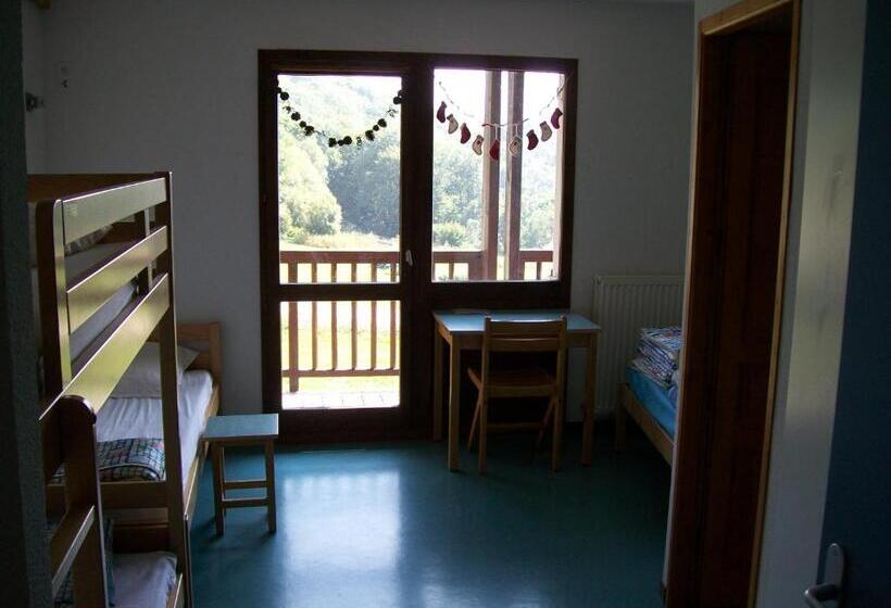 اتاق پنج‌تخته استاندارد, Gîte Le Shantoné