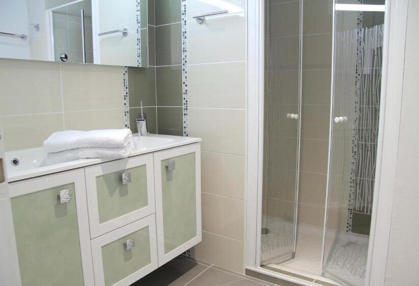 Апартаменты 1 Спальня, West Appart' Hôtel
