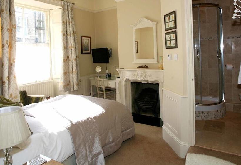Номер Стандарт, Orchard Club   Newton House