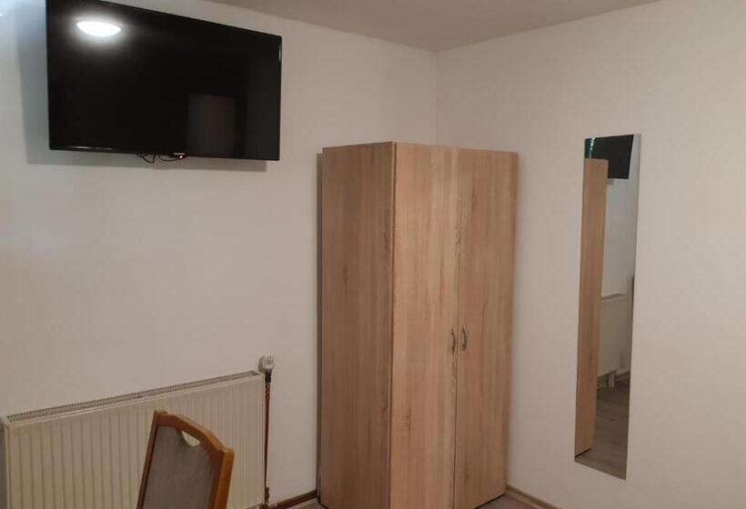 Номер Стандарт, Steakhaus Galgenbach