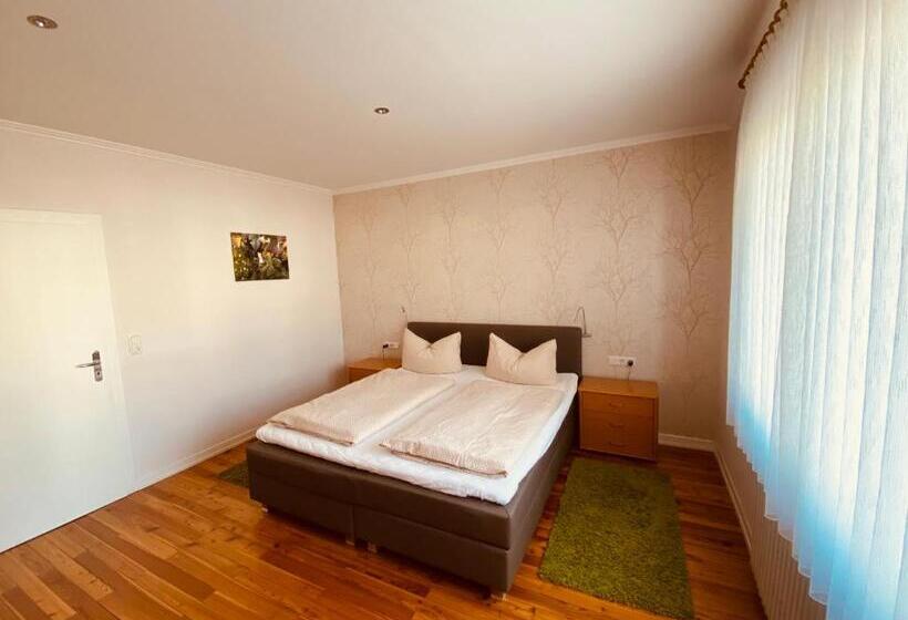 Apartamento 1 Dormitório, Ferienwohnungen Weingut Kilburg