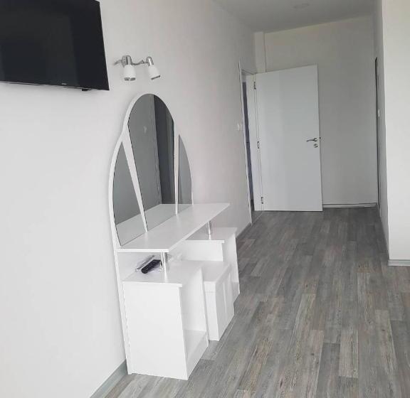 带1个卧室的带海景的公寓, Guest House Evtimov