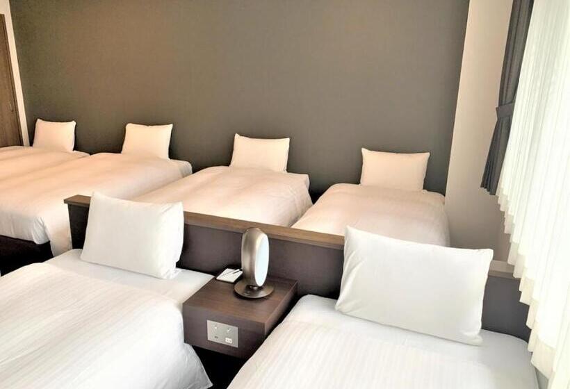 غرفة ديلوكس عائلية, Bande Hotel Osaka