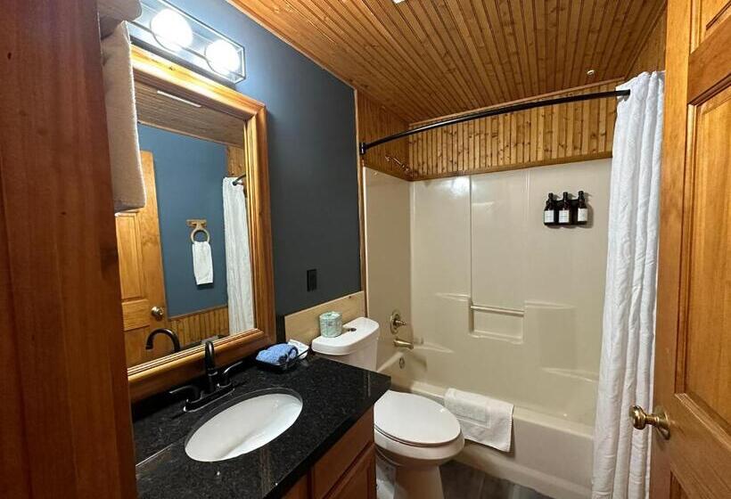 Люкс с Балконом, Canyon Lakeview Resort