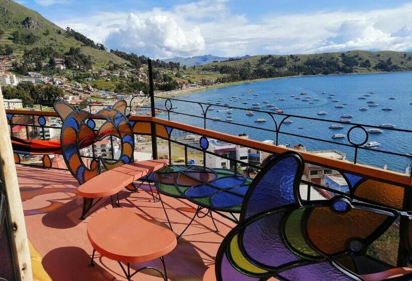 سوییت سوپریور, Hostal Las Olas