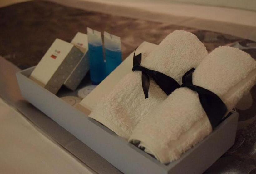 Люкс 2 Спальни, Al Shiraz Suites