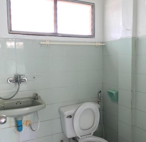 اتاق استاندارد, Tourist Inn