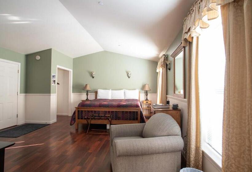 キングサイズベッドのデラックスルーム, Swift River Suites