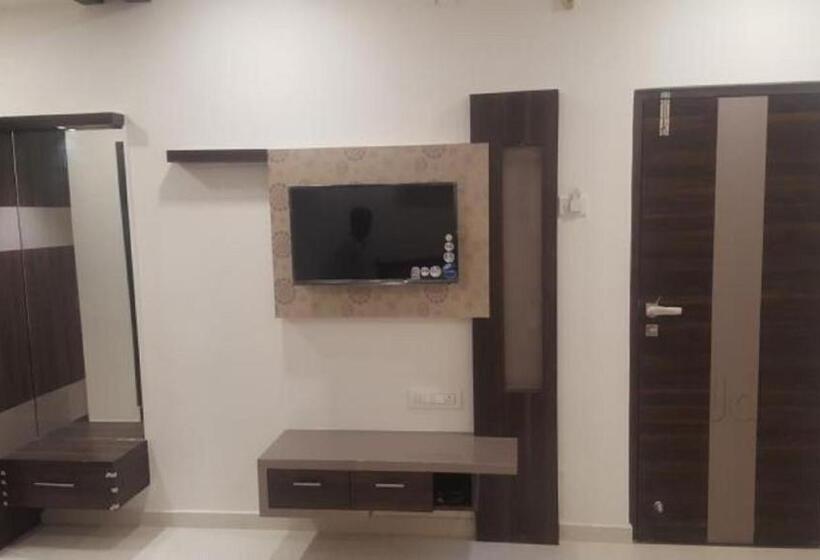 اتاق لوکس, Park Residency