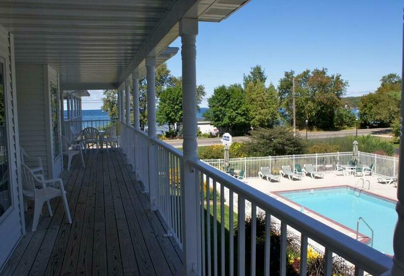 스위트 킹사이즈 침대, Bay Breeze Resort