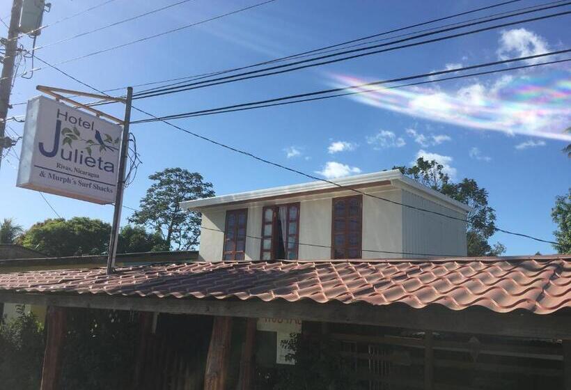اتاق اکونومی یک تخته, Murph's Surf Shacks