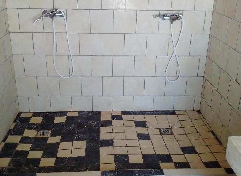 اتاق لوکس با بالکن و چشم‌انداز دریا, Villa Pistaches