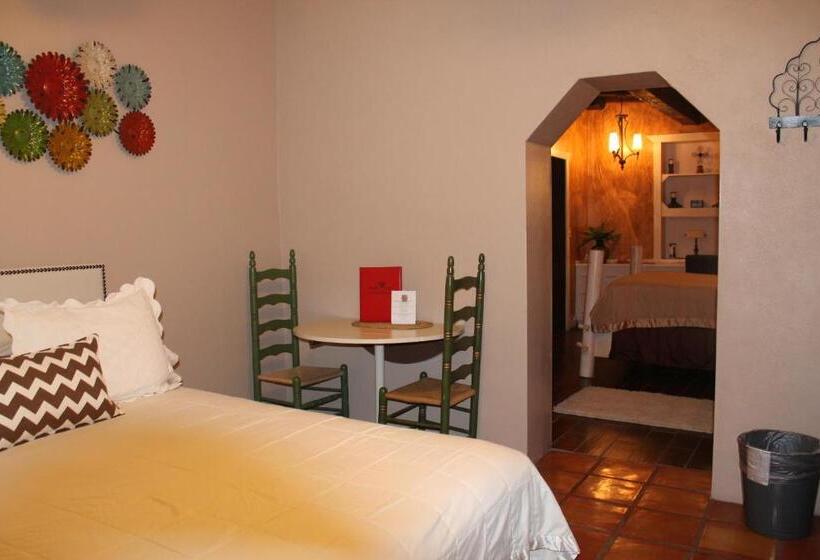 Номер Deluxe, Adobe Rose Boutique Inn