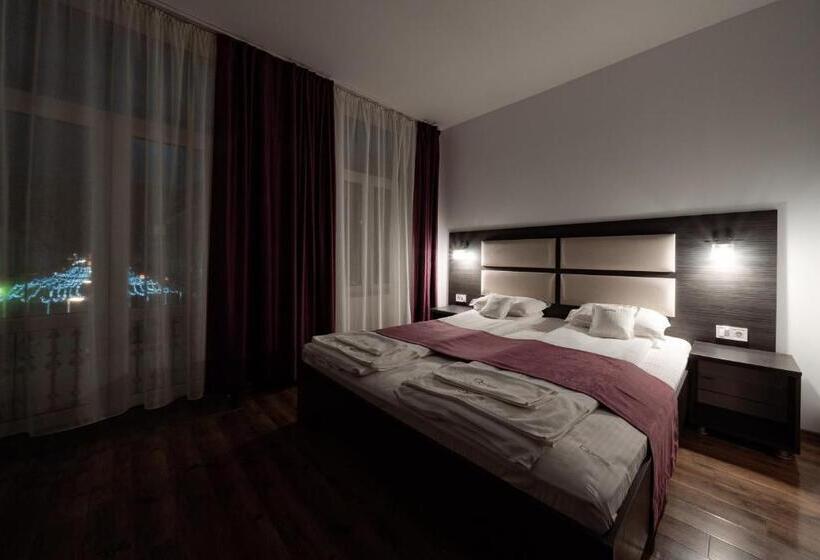 Номер Deluxe, Quantum House