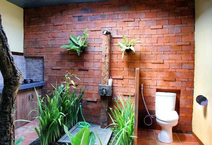 豪华洋房, Ryanbagus Guest House