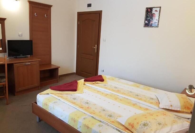 Стандартный Номер Кровать Кинг, Guest House Markovi Aheloy
